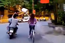 Ba “quái xế khủng bố” thiếu nữ