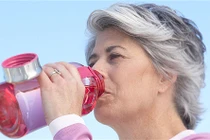 Chống lão hóa bằng đồ uống thông thường
