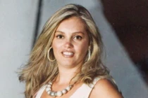 Cắt nhầm ruột thừa thành buồng trứng