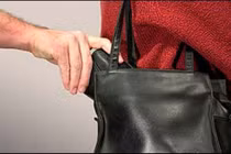 Người ngay sợ kẻ gian!