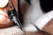 Viết về người tốt thật khó