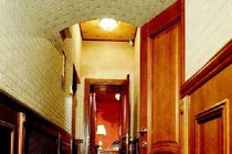 Kiêng kỵ sàn nhà vệ sinh cao hơn phòng ngủ