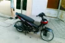 Vì sao xe ga dễ bị ngã khi phanh?