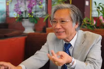 Cựu dị nhân “đuổi mưa” nói về tân dị nhân “hô mưa” 