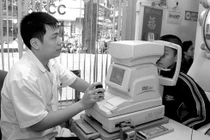 Chống biến chứng từ cận thị