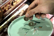 Gái Đinh, Nhâm, Quý lận đận tình duyên?