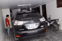 Để ô tô trong nhà dễ dính ung thư?