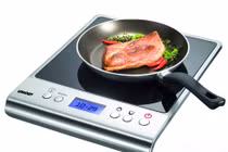 Chỉ nên lót giấy trắng trên mặt bếp từ