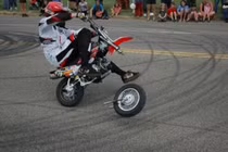 Muôn kiểu tai nạn... siêu khó đỡ