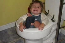 Hài hước những ông bố thay mẹ...trông con