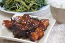 Góc đảm đang: Cơm ngon mùa đông với cá kho ba chỉ