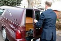 Thu nhập “khủng” của người quản xác chết: 135 triệu đồng/tháng