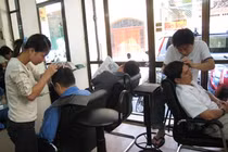 Kiếm bạc triệu nhờ... thú vui thời thượng của dân Việt