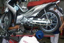 Vì sao phải chạy rốt-đa động cơ cho xe máy mới?