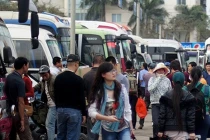 “Vật vã” rời Hà Nội về quê nghỉ Tết