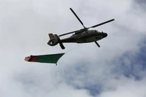 Trực thăng “made in China” rơi vì lá cờ