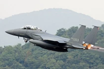 Hé lộ “hàng nóng” ngoại trong kho vũ khí Hàn Quốc