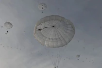 Giải mật lữ đoàn lính dù tinh nhuệ của Việt Nam