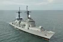 Nhận diện tàu chiến Philippines “canh” Trung Quốc ở Biển Đông