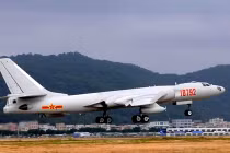 Trung Quốc đưa máy bay ném bom ra Biển Đông