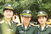 Ngắm “bóng hồng” trong Quân đội Nhân dân Việt Nam 