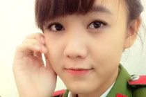 Nữ sinh năm nhất trường Cảnh sát cực dễ thương