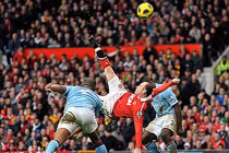 Xôn xao K+ “nẫng” bản quyền Ngoại hạng Anh giá “chát” 