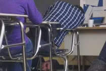 Giáo viên hài hước trên bục giảng