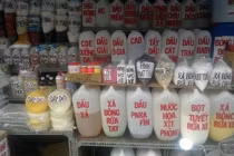 Chợ “thần chết” buôn bán công khai giữa Sài Gòn