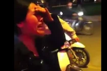 Dân mạng tung clip “tố” CSCĐ gây tai nạn rồi bỏ đi