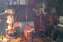 Tận mắt xưởng sản xuất súng chui lớn nhất Hải Phòng