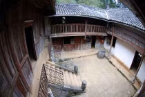 Chuyện huyền bí về dinh thự “Vua Mèo“