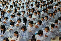 Tụng Kinh ở nhà có cần đánh chuông, mõ không?