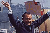 “Ông hoàng, bà chúa” và những cú lừa ngoạn mục 1/4