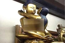 Truy tìm nguồn gốc tượng Phật bị cho là “dung tục“