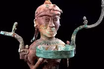 Chùm ảnh: Chiêm ngưỡng 11 cổ vật quốc gia