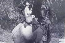 Thú du ngoạn “hồ thủy quái” cùng “gái đẹp” của Bảo Đại