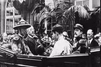 Chuyến “vi hành” ở Pháp của vua Khải Định