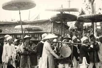 Ảnh hiếm: Đám tang Vua Khải Định diễn ra thế nào?