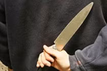 22 học sinh bị tấn công bằng dao