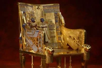Hé mở báu vật vô giá trong lăng mộ Tutankhamun