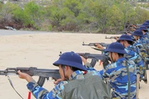 “Lính mới” Hải quân Việt Nam huấn luyện