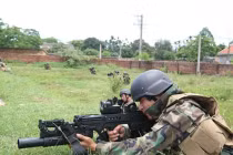 Súng mới của Lữ đoàn Hải quân Đánh bộ 147