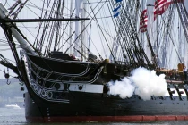 Ảnh QS ấn tượng tuần qua: tàu chiến “cổ nhất” thế giới bắn pháo