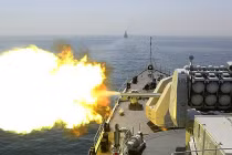 Hải quân Nga, Trung chuẩn bị nã pháo trên biển