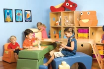 Chọn đồ chơi an toàn cho bé: không phải mẹ nào cũng biết 