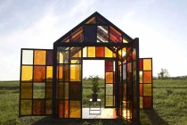 Cận cảnh ngôi nhà “ngọt ngào” lung linh dưới nắng