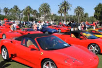 Dàn siêu xe Ferrari “hiếm” quần tụ tranh hùng