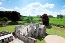 Rao bán dinh thự cổ với giá 257 tỷ đồng