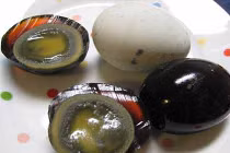 Đến lượt trứng vịt Trung Quốc bị nhiễm hóa chất 